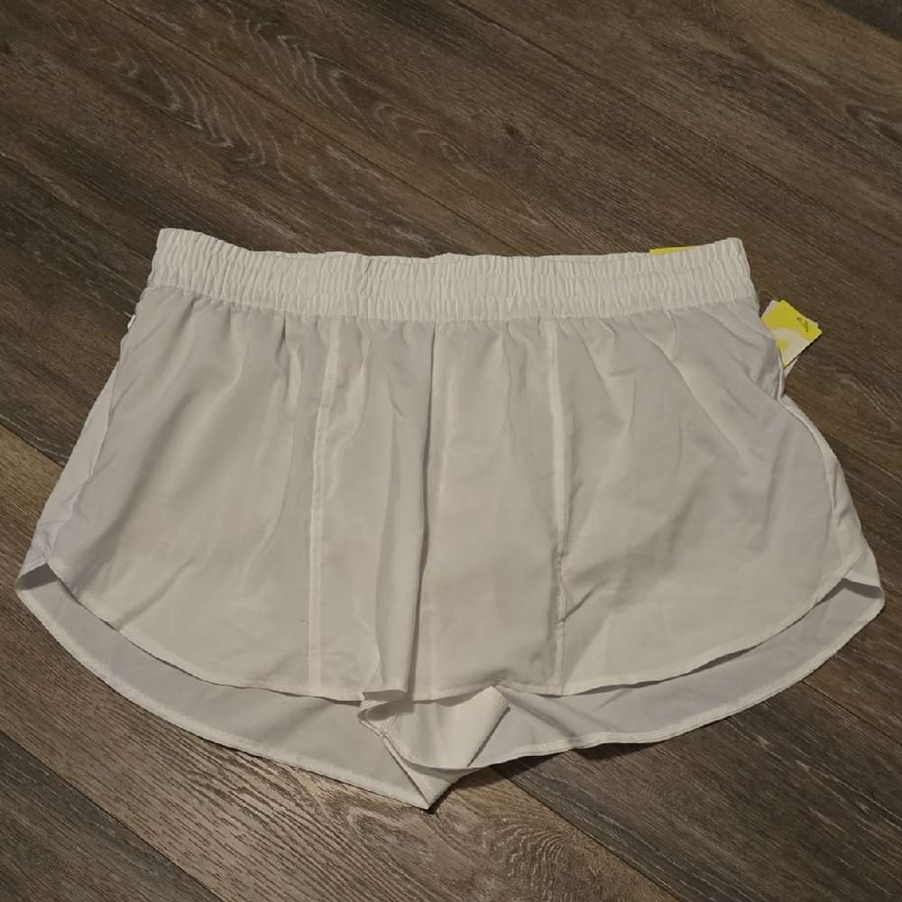 All in Motion Women's XXL Mid Rise Run Shorts New w/ Tags!
